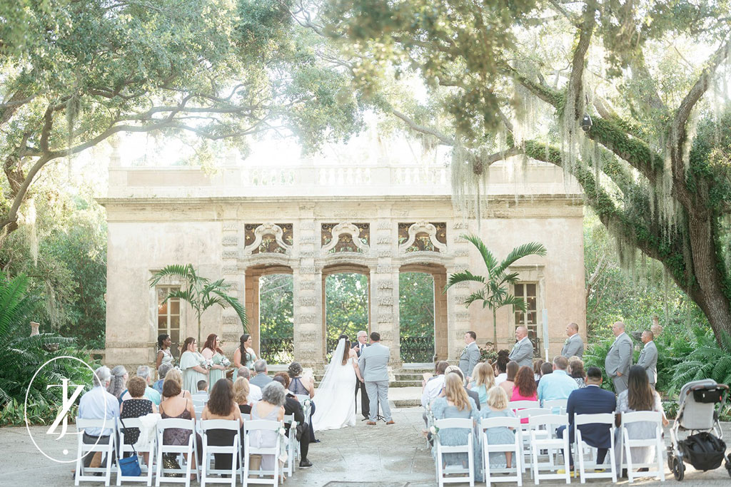 Vizcaya is a popular outdoor wedding venue n Miami.